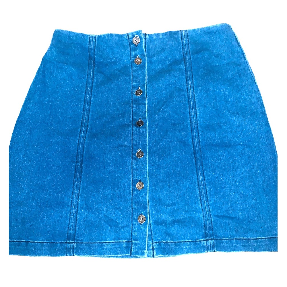 Cute denim mini skirt 🌸